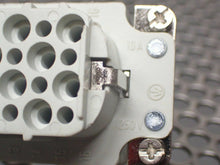 Load image into Gallery viewer, Thomas & Betts 300V 10A 250V Female Connector No Housing New Old Stock