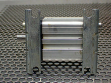 Load image into Gallery viewer, Parker P1M032FDNY9M0 35.0 Cylinder 150PSI Used With Warranty See All Pictures