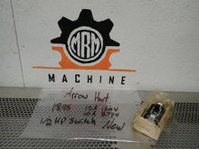 Load image into Gallery viewer, Arrow Hart 1895 15A 120V 10A 277V 1/2HP Manal Motor Switch New Old Stock