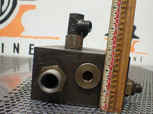 Load image into Gallery viewer, 819 868 089 FL Valve Block Manifold Used With Warranty See All Pictures