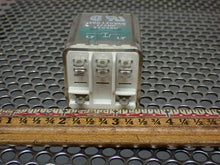 Load image into Gallery viewer, 212D10-499B Relays 22VDC Coils New Old Stock (Lot of 4) See All Pictures