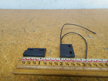 Load image into Gallery viewer, 2005-1965-400 SPST Form A Sensor Actuator Set 400VDC 1.125" Long New