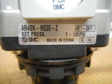 Load image into Gallery viewer, SMC AR40K-N03E-Z Regulator 7-125PSI 4B1-3AY With Mount Used