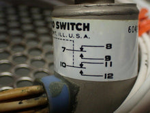 Load image into Gallery viewer, Micro Switch 604EN7-6 Sealed Switch New Old Stock Fast Free Shipping