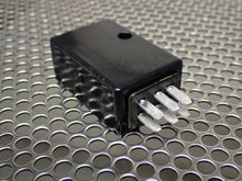 Load image into Gallery viewer, 250-0019692 Rev G 6522 1401-C334-0001 Plugs New Old Stock (Lot of 11)