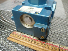 Load image into Gallery viewer, Mac Valves 56C-52 Air Valve Used With Warranty Fast Free Shipping