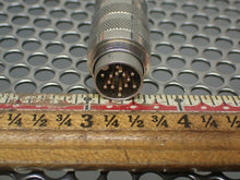 Load image into Gallery viewer, (1) D24269201A And (2) D24269200A Connectors New Old Stock See All Pictures