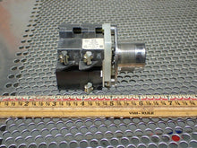 Load image into Gallery viewer, Westinghouse OT3PF 5676D14G06 Push To Test Light (No Bulb) OT2B Contact Block