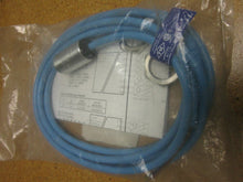 Load image into Gallery viewer, Turck BI5-G18-YO Proximity Sensor 1006000 8,2VDC 5mA New