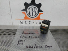 Load image into Gallery viewer, Bussmann OPM-NG-SC3 Fuse Holder 600V 30A Used Nice Shaep With Warranty