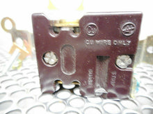 Load image into Gallery viewer, General Electric GE4069-2 Single Ground Receptacle 15A-250V 2 Pole 3 Wire New