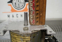 Load image into Gallery viewer, The Daven Company Type VB-250 Ser.# K-82513 Used With Warranty See All Pictures