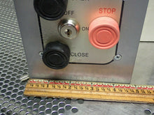 Load image into Gallery viewer, 3BFLX-US Key# Z102 Garage Door Keyed Control Station New Old Stock