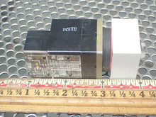 Load image into Gallery viewer, Allen Bradley 800MS-X024 800MR-D6 800MR-PT16S 800MR-NX2Q And More (Lot of 12)
