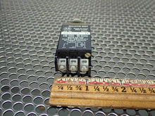 Load image into Gallery viewer, Allen Bradley 800T-PST16 Ser A Pilot Lights (Lot of 7) Missing 3 Bulbs & 6 Lens