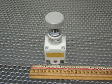 Load image into Gallery viewer, SMC 1R1020-N01 NIR1C00 Precision Modular Regulator 150PSI New Old Stock