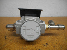 Load image into Gallery viewer, SMC AR40K-N03E-Z Regulator 7-125PSI 4B1-3AY With Mount Used