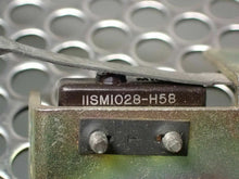 Load image into Gallery viewer, Undewriter Lab 11SM1028-H58 0.1A-125VAC 30VDC Snap Switches New (Lot of 3)