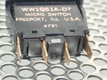 Load image into Gallery viewer, Micro Switch WW1G51A-D7 Pushbuttons 16A-1/2HP 125,250VAC 3A 125VAC (Lot of 2)