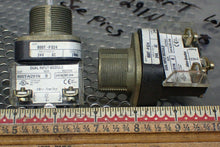 Load image into Gallery viewer, Allen Bradley 800T-PD24 Ser T Pilot Lights W/ 800T-N291N Ser B Modules Lot of 2