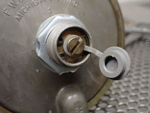 Load image into Gallery viewer, Dwyer 1823-40 Pressure Switch New No Box See All Pictures