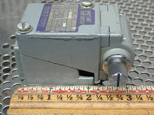 Load image into Gallery viewer, Square D 9007-B52B2 Ser A Limit Switches Used With Warranty (Lot of 2)