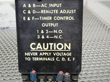 Load image into Gallery viewer, Industrial Solid State Controls 1013-2LB1 Timer Relay Type 1 .5-250 Range Used