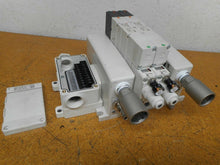 Load image into Gallery viewer, SMC VV5QC41-0303TTD0 Manifold ARBQ4000-00 Regulators VQ4301-5 & VVQ4000-10A-1