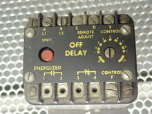 Load image into Gallery viewer, Industrial Solid State Controls 1013-1D2B Timer Relay Type 2 Range .06-1 Used