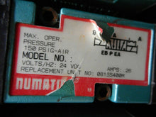 Load image into Gallery viewer, Numatics (5) 081SS400M & (4) 081SS400M000061 Solenoid Valves With Flexiblok Base