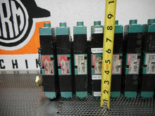 Load image into Gallery viewer, Numatics (5) 081SS400M & (4) 081SS400M000061 Solenoid Valves With Flexiblok Base