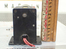Load image into Gallery viewer, Durant 4-Y-40155-403 4 Digit Counter Used With Warranty See All Pictures