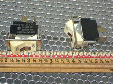 Load image into Gallery viewer, (5) UND Lab 10A 250VAC 15A 125V (2) EMA50.24 & (1) Carling 10/15A Switches Used