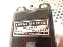 Load image into Gallery viewer, General Electric CR9440J1A2 Limit Switch 600V Max New Old Stock