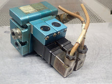Load image into Gallery viewer, Mac Valves 914B-PM-591JD Solenoid Valves With Coils Used Warranty (Lot of 2)
