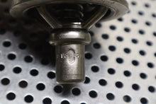 Load image into Gallery viewer, 5435K120 5419 08 109 131 45 6 05 Thermostatic Control Valve Used With Warranty
