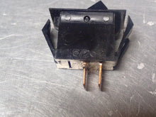 Load image into Gallery viewer, Carling Switch 10A 250VAC 15A 125VAC 3/4HP 125-250VAC Switches New (Lot of 5)