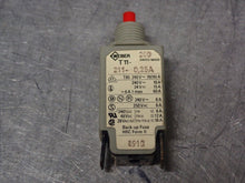 Load image into Gallery viewer, WEBER T11-211-0,25A Circuit Breakers Used With Warranty (Lot of 3)