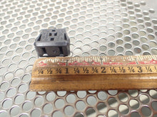 Load image into Gallery viewer, 41-13406 Plug In Receptacles 15A 125V New Old Stock (Lot of 126)