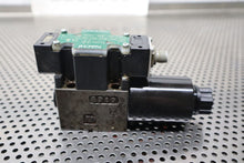 Load image into Gallery viewer, NACHI SE-G01-A3X-GRV-D2-40 Solenoid Valve Used With Warranty See All Pictures