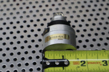 Load image into Gallery viewer, 5796-58 15PSIG 18-033-025 Differential Pressure Indicator Used With Warranty