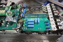 Load image into Gallery viewer, ABB ACS550-U1-157A-4 Drive 125HP 90kW 3PH 48-63Hz 380-480VAC 157A (Damaged)