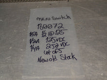 Load image into Gallery viewer, Micro Switch 130072 Pushbutton Snap Switches 15A 1/2HP 125V New (Lot of 5)