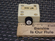 Load image into Gallery viewer, Mechanical Products MP-1648 1648-004-06008 60A Circuit Breakers Used (Lot of 11)