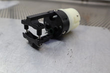 Load image into Gallery viewer, 81290 Locking Connector 50A 250V 30 New Old Stock See All Pictures