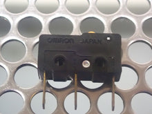 Load image into Gallery viewer, Omron SS-01-ET 0.1A 125VAC 0.1A 30VDC Snap Switches New Old Stock (Lot of 20)