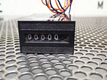 Load image into Gallery viewer, GMG 749305-700 5 Digit Counter 24VDC 2.5Watts Used With Warranty See All Pics