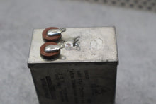 Load image into Gallery viewer, Industrial Condenser 152055 Radio Interference Filters 1.5A 150VAC/DC (Lot of 2)