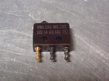 Load image into Gallery viewer, Micro Switch 72X1-T2 Limit Switches 1A 125VAC New Old Stock (Lot of 20)