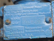 Load image into Gallery viewer, PARKER B14509 S6A Solenoid Valve Unit Used With Warranty See All Pictures